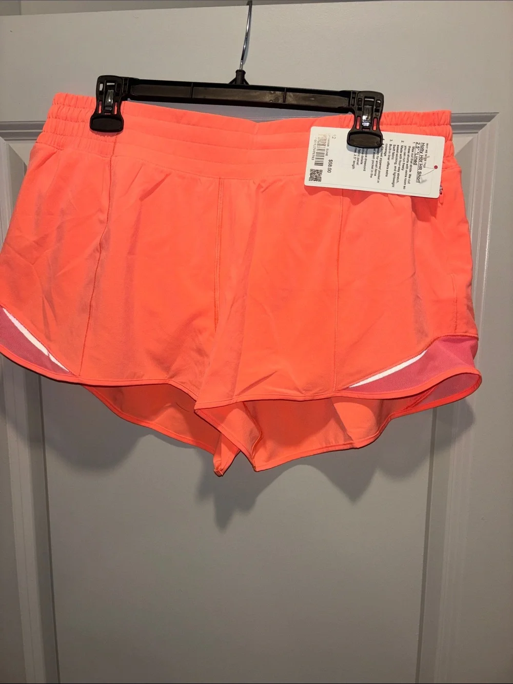 NWT - lululemon - Hotty Hot HR Short 2.5” *lined - Sunset